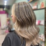 Servicios de color y mechas